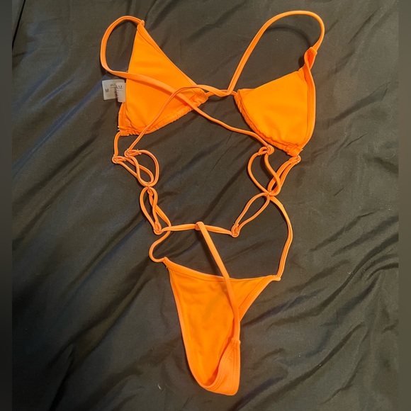 Matte collection swimsuit - Picture 2 of 3